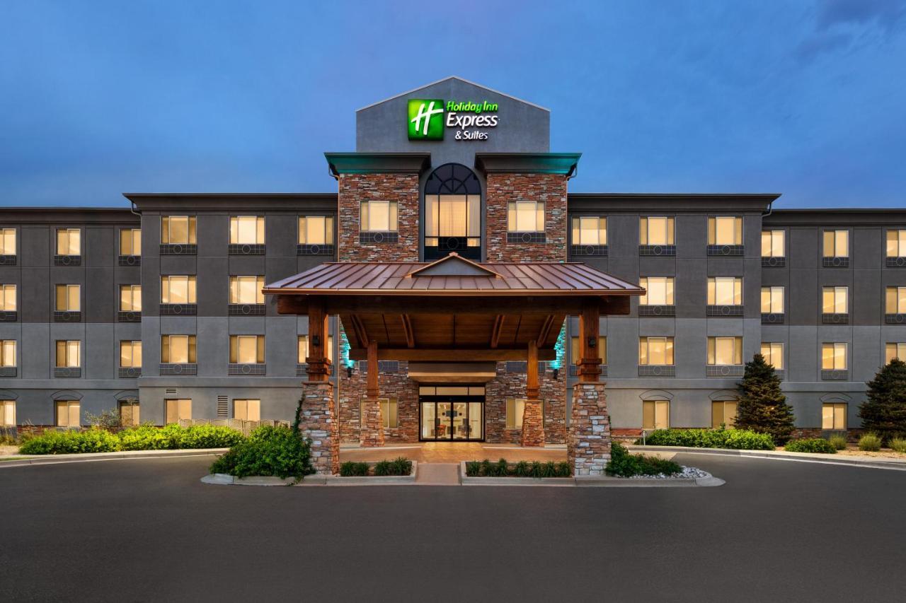 Holiday Inn Express & Suites Denver Airport By Ihg Экстерьер фото