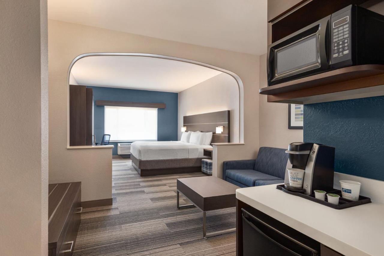 Holiday Inn Express & Suites Denver Airport By Ihg Экстерьер фото